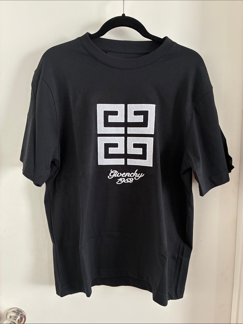 Givenchy Black Short-Sleeve Logo Tee with White Graphic men’s size small